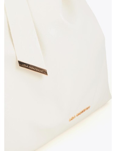 SHOPPER-ACABADO-BRILLANTE.LAZO-ASA-HOMBRO-CIERRE-IMÁN-LOGO-DORADO-FRONTAL-LOLA-CASADEMUNT