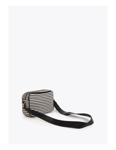 BANDOLERA-BICOLOR-RAYAS-BLANCAS-NEGRAS-COMBINADO-EFECTO-PIEL-NEGRO-LOLA-CASADEMUNT