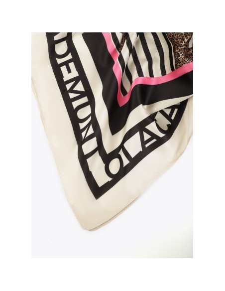 PAÑUELO-SATINADO-ESTAMPADO-RAYAS-LEOPARDOS-FONDO-BEIGE-LOLA-CASADEMUNT