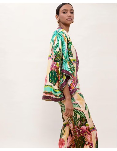 KIMONO-ESTAMPADO-MULTICOLOR-PALMERAS.FONDO-CLARO-LOLA-CASADEMUNT