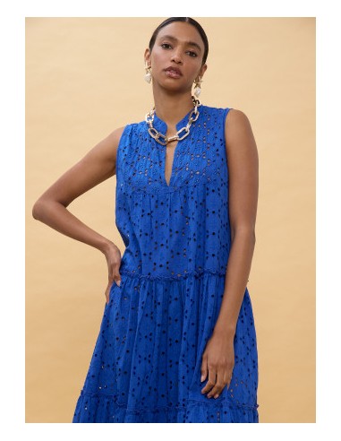 VESTIDO-LARGO-AZUL-BORDADO-SUIZO-SIN-MANGAS-LOLA-CASADEMUNT