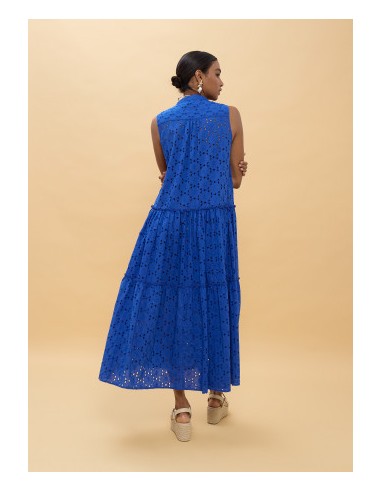 VESTIDO-LARGO-AZUL-BORDADO-SUIZO-SIN-MANGAS-LOLA-CASADEMUNT