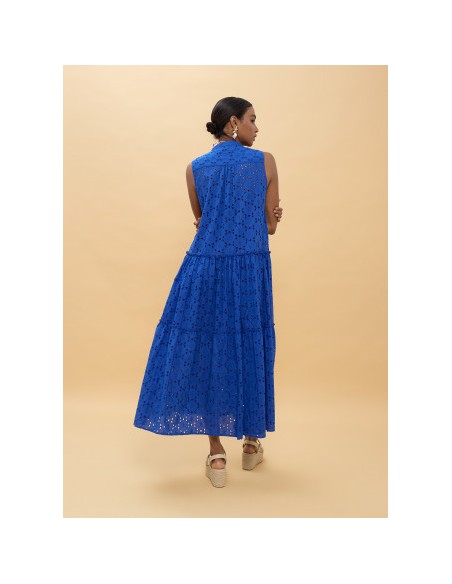 VESTIDO-LARGO-AZUL-BORDADO-SUIZO-SIN-MANGAS-LOLA-CASADEMUNT