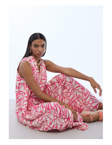 VESTIDO-VOLUMEN-ESTAMPADO-HOJAS-ROSA-FONDO-CRUFO-ESCPTE-PICO-LOLA-ALGODÓN