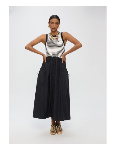 VESTIDO-LARGO-COMBINADO-BIMATERIAL-RAYAS-NEGRO-SIN-MANGAS-LOLA-CASADEMUNT