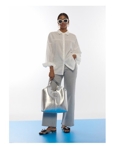 SHOPPER-METALIZADO-TACHAS-RECTANGULARES.NECESER-INTERIOR-ASAS-HOMBRO-LOLA-CASADEMUNT