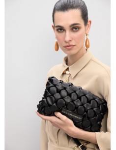 BOLSO-BANDOLERA-EFECTOS-NUDO-PIEL-SINTÉTICA-ASA-HOMBRO-ASA-BANDOLERA-LOLA-CASADEMUNT 2