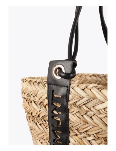 CAPAZO-MIMBRE-ASAS-EFECTO-CUERO-LOGO-TROQUELADO-SACO-INTERIOR-LOLA-CASADEMUNT