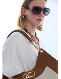 GAFAS-SOL-RECTANGULARES-MARRÓN-ROJO-LOLA-CASADEMUNT