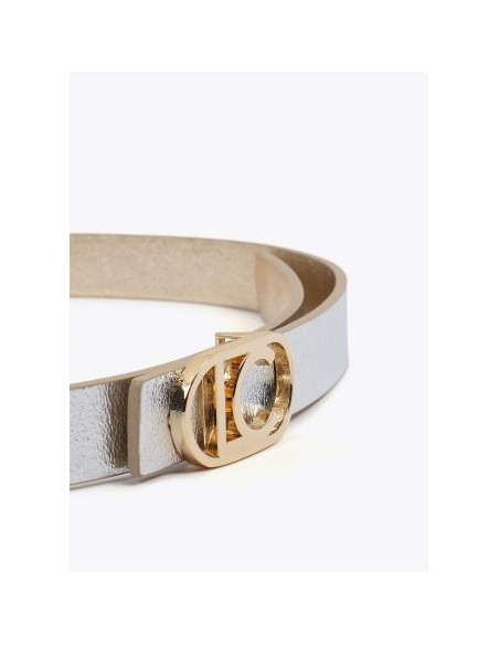 CINTURÓN-REVERSIBLE-TONOS-METALIZADOS-PLATA-DORADO-HEBILLA-LOGO-DORADO-OVALADO-LOLA-CASADEMUNT
