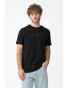 CAMISETA-CORTE-RECTO-MINIMALISTA-GIANNI-TIFFOSI 2