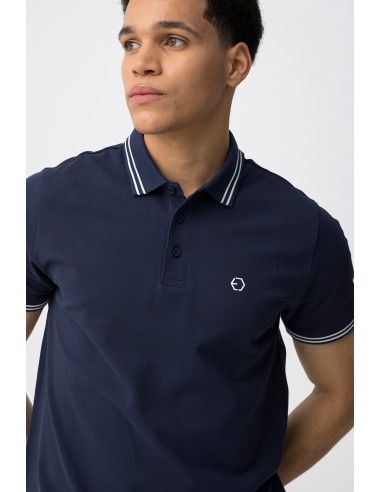 POLO-CLÁSICO-DETALLE-RAYA-BLANCA-CUELLO-JEREMY-TIFFOSI
