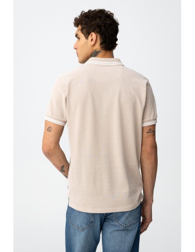POLO-CLÁSICO-DETALLE-BLANCO-CUELLO-MANGAS-THEO-TIFFOSI