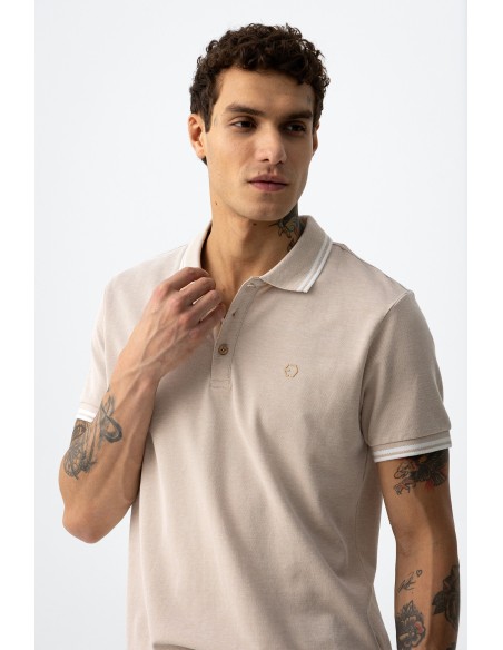 POLO-CLÁSICO-DETALLE-BLANCO-CUELLO-MANGAS-THEO-TIFFOSI
