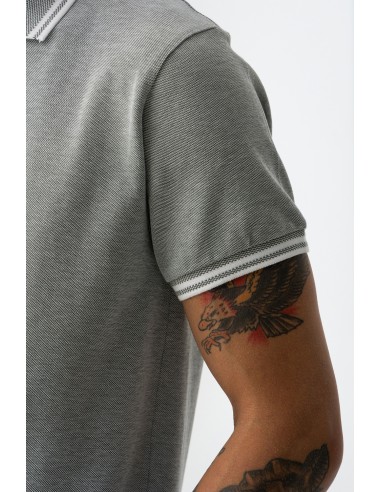 POLO-CLÁSICO-DETALLE-BLANCO-CUELLO-MANGAS-THEO-TIFFOSI