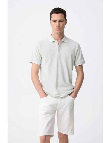POLO-CLÁSICO-DETALLE-BLANCO-CUELLO-MANGAS-THEO-TIFFOSI