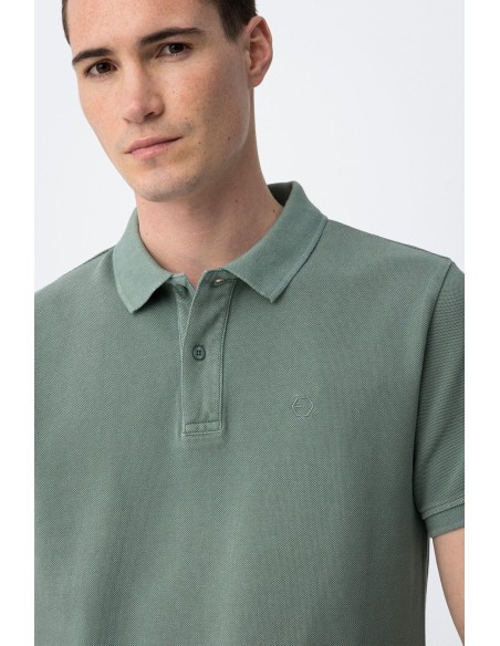 POLO-UNICOLOR-CORTE-RECTO-CUELLO-SOLAPA-RYAN-TIFFOSI
