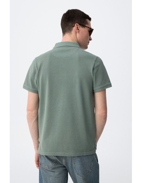 POLO-UNICOLOR-CORTE-RECTO-CUELLO-SOLAPA-RYAN-TIFFOSI