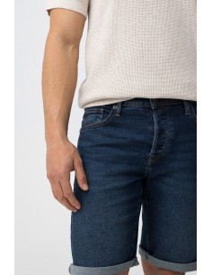 VAQUEROS-CORTOS-AZUL-OSCURO-CINCO-BOLSILLOS-SLIM-TIFFOSI 2