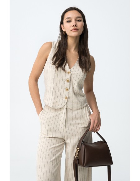 TOP-CHALECO-ABOTONADA-SIN-MANGAS-BEIGE-RAYAS-ANITTA-TIFFOSI