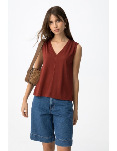 CAMISETA-SIN-MANGAS-LAZADA-HOMBROS-CUELLO-PICO-TIFFOSI