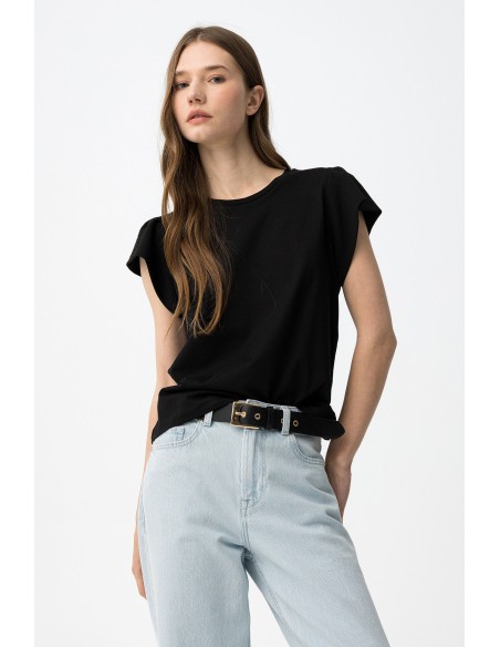 CAMISETA-BÁSICA-MANGAS-VOLANTES-CUELLO-PICO-KIRA-TIFFOSI