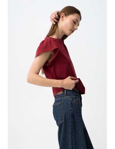 CAMISETA-BÁSICA-MANGAS-VOLANTES-CUELLO-PICO-KIRA-TIFFOSI