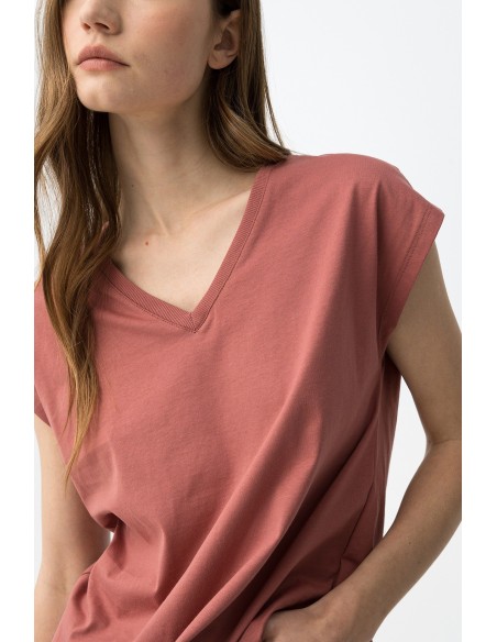 CAMISETA-MANGA-CORTA-CUELLO-PICO-CORTE-REGULAR-CHARLIZE-TIFFOSI