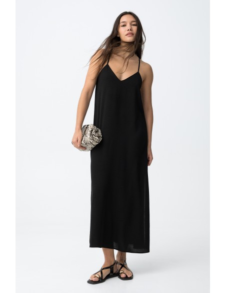 VESTIDO-LARGO-TIRANTES-FINOS-CRUZADOS-DETRÁS-CUELLO-PICO-BESTIE-TIFFOSI