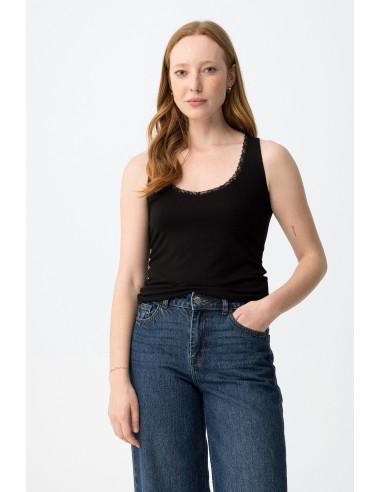 TOPS-LENCEROS-PUNTILLA-CUELLO-TIRANTES-CANALÉ-VIGO-TIFFOSI