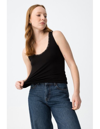 TOPS-LENCEROS-PUNTILLA-CUELLO-TIRANTES-CANALÉ-VIGO-TIFFOSI