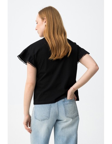 CAMISETA-MANGA-CORTA.ENCAJE-BORDADO-FRONTAL-NOEMIA-TIFFOSI