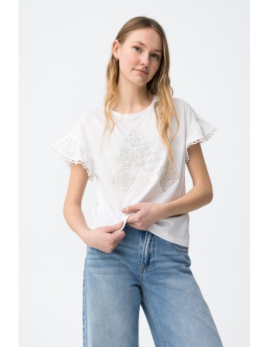 CAMISETA-MANGA-CORTA.ENCAJE-BORDADO-FRONTAL-NOEMIA-TIFFOSI