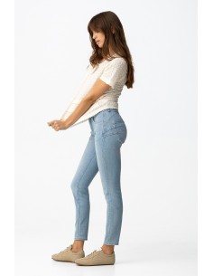 JEANS-AZUL-CLARO-DOBLE-UP-TIRO-ALTO-CINTURÓN-TRENZADO-TIFFOSI 2