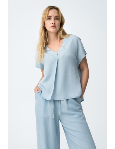 BLUSA-AZUL-CLARO-CUELLO-PICO-MANGA-CORTA-MARA-TIFFOSI