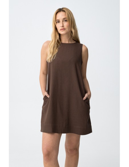 VESTIDO-SENCILLO-SIN-MANGAS-CORTE-RECTO-CIERRE-TRASERO-REBECA-TIFFOSI