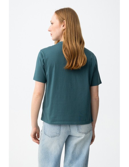 CAMISETA-VERDE-AZULADA-LETTERING-CONTRASTE-SKITTY-TIFFOSI