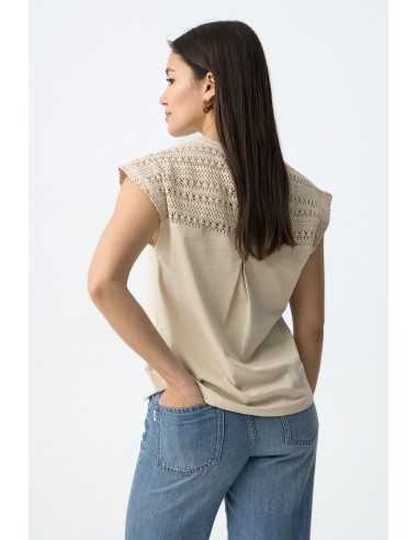 CAMISETA-CALADA-HOMBRO-ESPALDA-ESTAMPADO-FRONTAL-JELLICENT-TIFFOSI