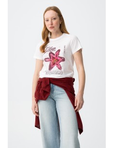 CAMISETA-BLANCA-ESTAMPADO-FLOR-ROSA-LETRAS-WILPIX-TIFFOSI 2
