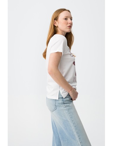 CAMISETA-BLANCA-ESTAMPADO-FLOR-ROSA-LETRAS-WILPIX-TIFFOSI