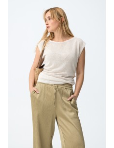 CAMISETA-BEIGE-MANGA-SISA-BROCHE-ESTRELLA-TEJIDI-FINO-TAKY-TIFFOSI 2