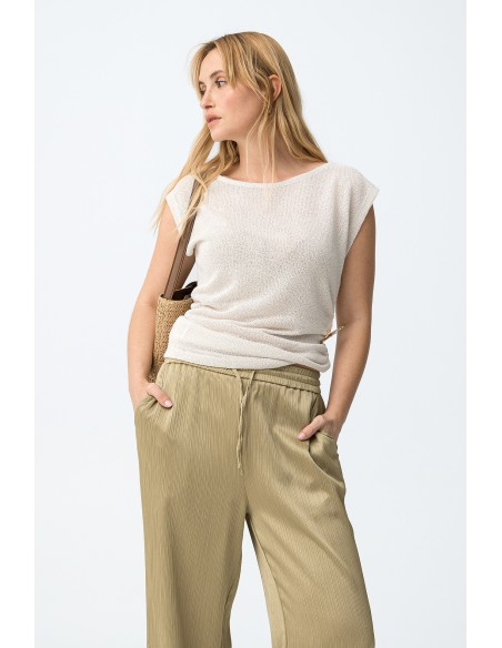 CAMISETA-BEIGE-MANGA-SISA-BROCHE-ESTRELLA-TEJIDI-FINO-TAKY-TIFFOSI