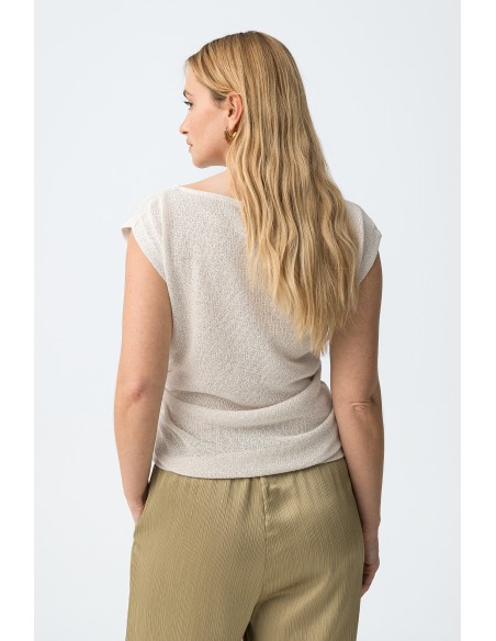 CAMISETA-BEIGE-MANGA-SISA-BROCHE-ESTRELLA-TEJIDI-FINO-TAKY-TIFFOSI