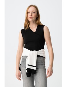 TOP-CRUZADO-CUELLO-PICO-SLIM-PHANIE-TIFFOSI 2