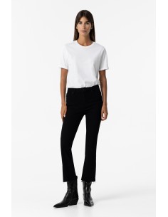 JEANS-NEGROS-CAPRI-MEGAN-CINCO-BOLSILLOS-LIGERA-CAMPANA-BAJO-DESHILACHADO-TIFFOSI