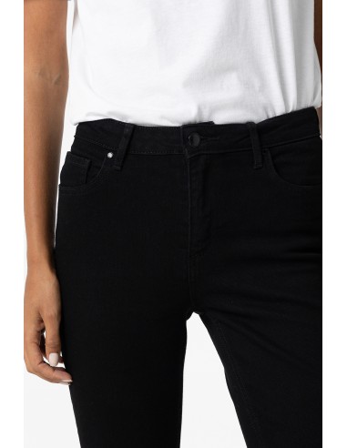 JEANS-NEGROS-CAPRI-MEGAN-CINCO-BOLSILLOS-LIGERA-CAMPANA-BAJO-DESHILACHADO-TIFFOSI