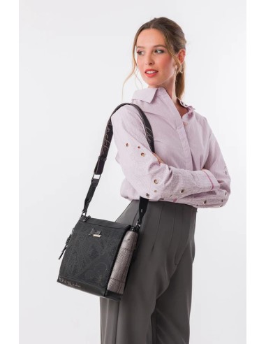 BANDOLERA-MEDIANA-TRIPLE-COMPARTIMENTO-TRASERO-IRON-ANEKKE