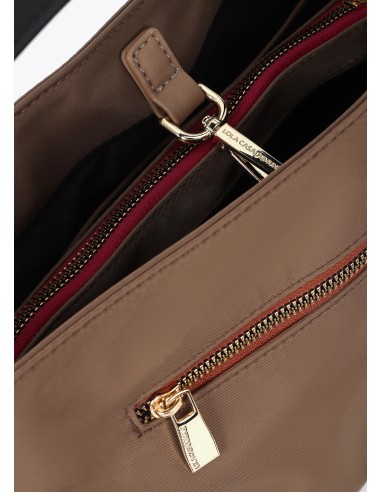 BOLSO-HOBO-MARRÓN-TAUPE-CIERRE-METÁLICO-ASA-MANO-ASA-BANDOLERA-LOLA-CASADEMUNT