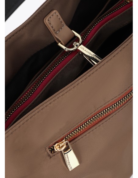 BOLSO-HOBO-MARRÓN-TAUPE-CIERRE-METÁLICO-ASA-MANO-ASA-BANDOLERA-LOLA-CASADEMUNT