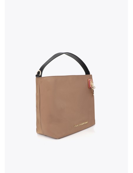 BOLSO-HOBO-MARRÓN-TAUPE-CIERRE-METÁLICO-ASA-MANO-ASA-BANDOLERA-LOLA-CASADEMUNT